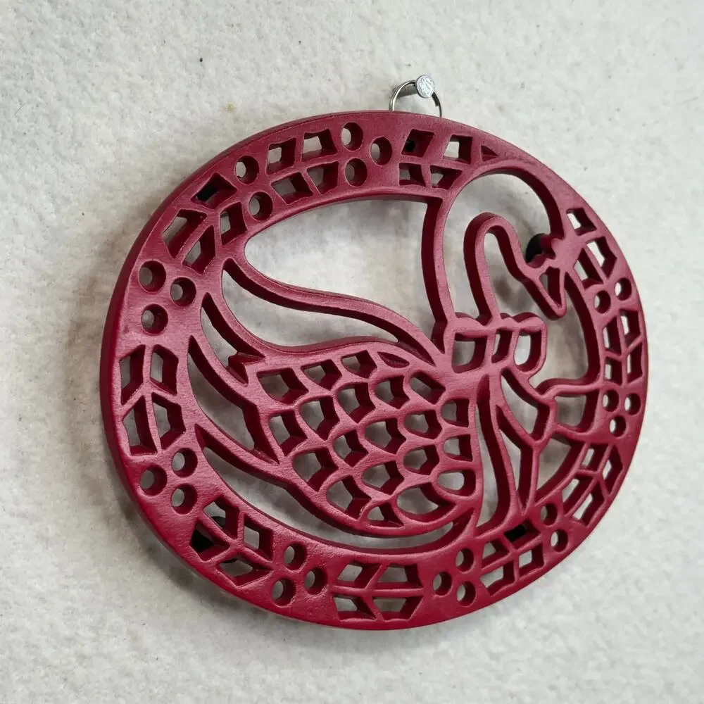 Avon Country Treasure Christmas Swan/Goose Red Enamel Cast Iron Metal Trivet VTG